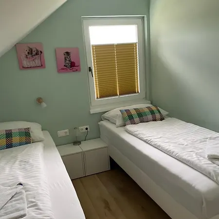 Haus Kleinbichler * 法克湖