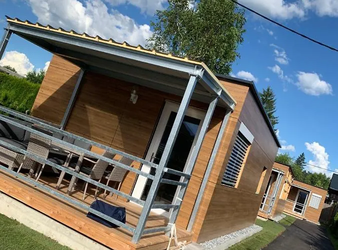 Haus Kleinbichler アパート ファアーク・アム・ゼー