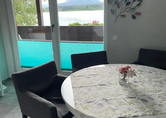 克雷比席勒公寓 *