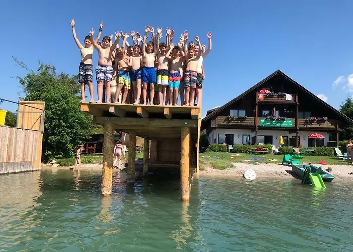 克雷比席勒公寓 公寓 法克湖